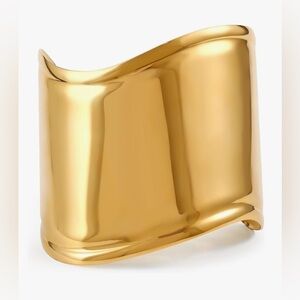 Gorgeous upscale Neiman Marcus 14KT dip huge Wave Wonder Woman bracelet